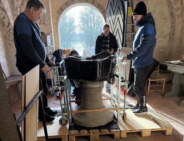 En annorlunda tungtransport åt Svenska Kyrkan